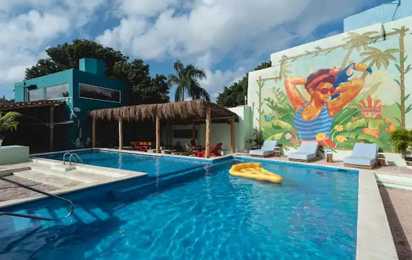 Hotel Selina Cancun Downtown Alberca