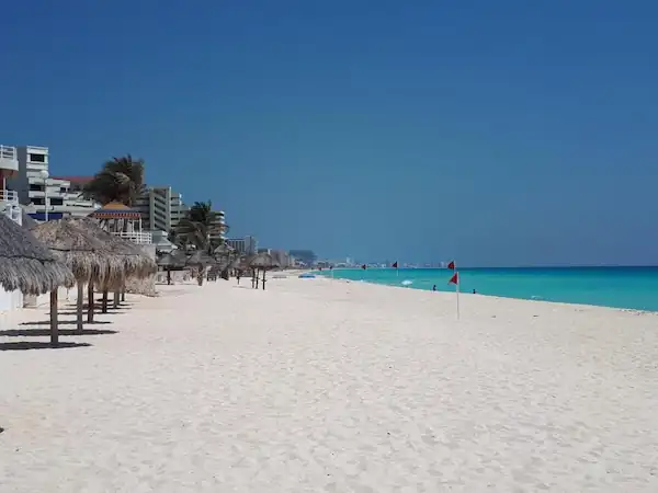 Brisas 10 Beachside Suites Cancun