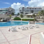 Brisas 10 Beachside Suites