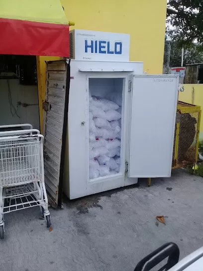 Soriana Mercado plaza 2000