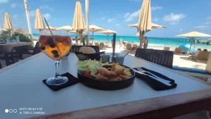 Almadía Cancun | Bar & Marisquería